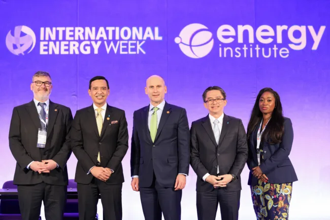 PETRONAS and the Energy Institute are set to drive energy transition in Asia through a strategic partnership focused on decarbonisation, policy, and talent development.