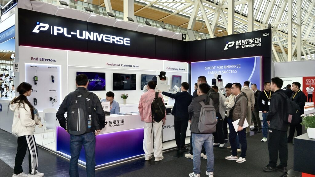 PL-Universe Robotics brings ProWhite robot to Europe as flexible manufacturing becomes the next automation battleground