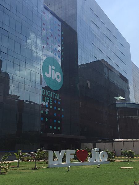 Reliance Jio Infocomm introduces JioTrue5G-powered Wi-Fi services