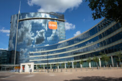 GSK secures full Jemperli FDA approval for endometrial cancer treatment