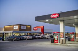 Maverik – Adventure’s First Stop to acquire American convenience store chain Kum & Go from Krause Group