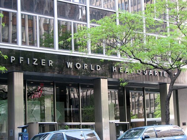 Pfizer gets PAXLOVID FDA approval for COVID-19 in high-risk adults