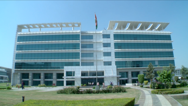 HCLTech reports YoY growth despite global challenges: Q1 FY24 financial results