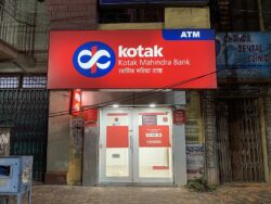 Impressive YoY growth: Kotak Mahindra Bank announces Q2FY24 consolidated PAT at Rs 4,461cr