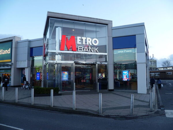 Metro Bank bolsters financial standing with £325m capital raise and £600m debt refinancing