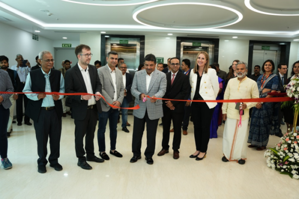 Uniphore Celebrates Opening of India AI Innovation Hub at IIT Madras Research Park
