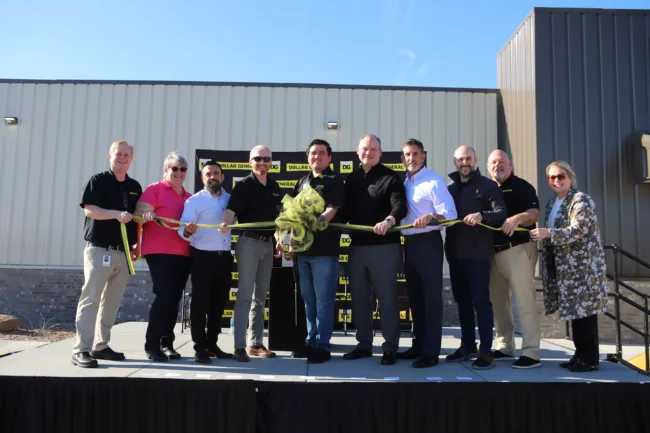 Dollar General Corporation celebrates the grand opening of its 20,000th DG Market location in Alice, Texas