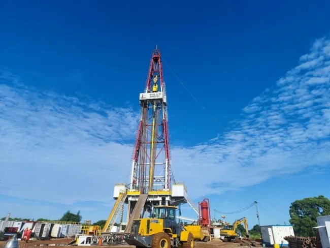 Sinopec has drilled China's deepest geothermal well, marking a significant breakthrough in renewable energy exploration