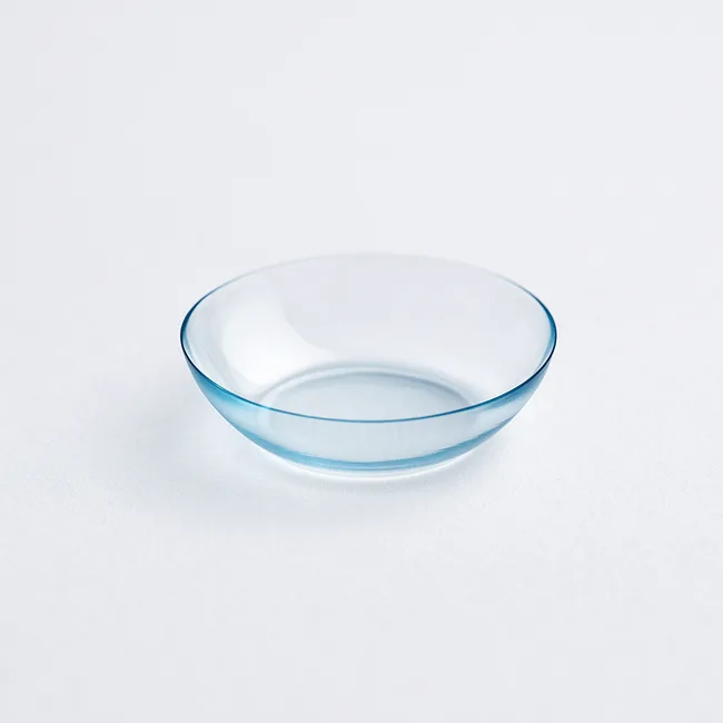 Representative image of a daily disposable multifocal toric contact lens, similar to Johnson & Johnson’s newly launched ACUVUE OASYS MAX 1-Day for astigmatism and presbyopia.