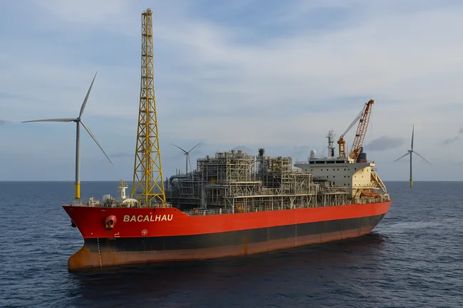 Representative image of the Bacalhau FPSO vessel, symbolizing Equinor’s upstream pivot in Brazil.