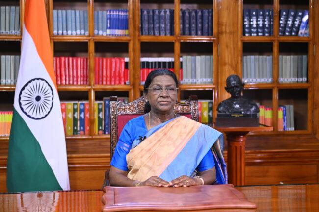 President Droupadi Murmu addressing the nation on the eve of Republic Day 2026, highlighting India’s focus on women-led growth, defense self-reliance, and constitutional unity.