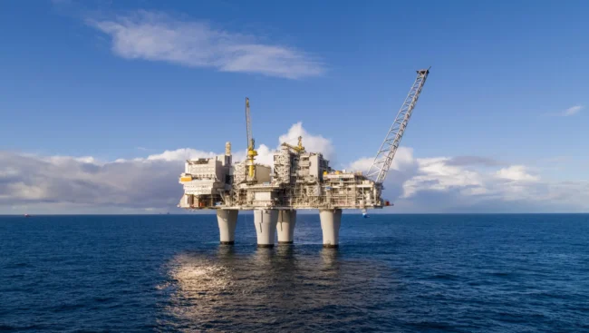 Equinor ASA achieved record oil and gas production in 2025, demonstrating that new field startups and expanded U.S. assets are more than compensating for natural decline and recent divestments even as commodity prices softened.