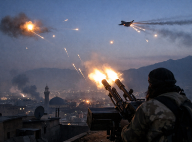 Representative image of pre-dawn air defence fire over Kabul as Afghanistan’s Taliban-led government confirms engagement with Pakistani military aircraft, highlighting rising Afghanistan–Pakistan tensions and fresh security risks in the region.