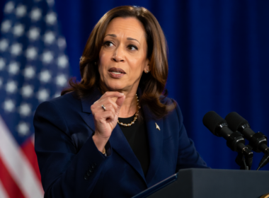 Representative image of Kamala Harris speaking at a public event as the former United States Vice President says she is thinking about another presidential run, reviving 2028 election speculation.