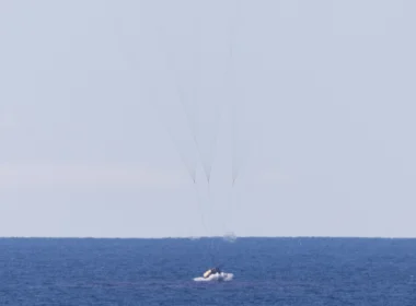 Artemis II crew splashes down in Pacific after first crewed lunar flyby since Apollo 17 in 1972