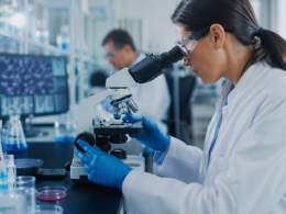 Representative image of a laboratory research setting used to illustrate Karyopharm Therapeutics Inc.’s Phase 3 SENTRY trial in myelofibrosis and its late-breaking ASCO 2026 presentation.