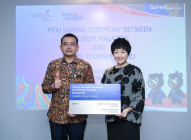 Tourism Malaysia was formally named a strategic partner in Sanya’s tourism promotion push, with the designation marked at an unveiling ceremony attended by Tourism Malaysia Director-General Amiru Rizal and Ma Nan, Deputy Director-General of the Sanya Tourism Development Bureau.