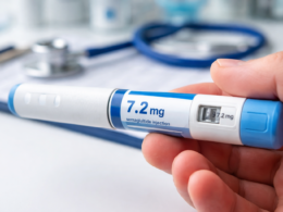 Representative image of a semaglutide weight-loss injection pen, illustrating the MHRA approval of Wegovy 7.2mg single-dose treatment for adults with obesity in the United Kingdom.
