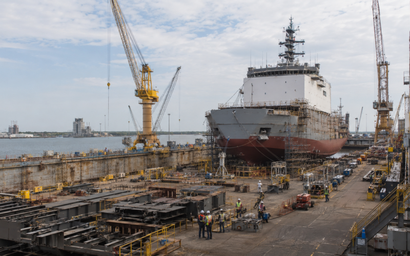 Representative image of shipbuilding work at a coastal yard, as Davie Defense’s Gulf Copper modernization in Texas aims to support Arctic Security Cutter construction and rebuild U.S. icebreaker production capacity.