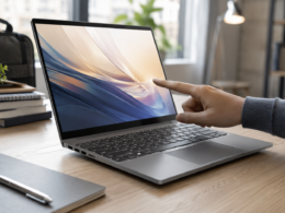 Representative image showing a modern touch-screen laptop, as Dell Technologies targets Apple’s MacBook lineup with a lower-priced XPS 13 for students and young professionals.