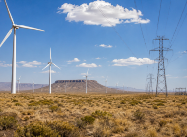Representative image: A large-scale wind farm and high-voltage transmission corridor illustrate Pattern Energy Group’s $11 billion SunZia project, which is delivering 3.65 gigawatts of renewable power from New Mexico to western United States electricity markets.