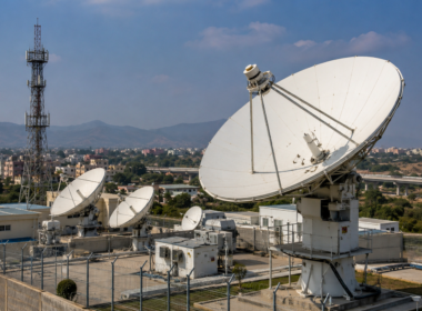 Representative image of a satellite communications ground station, highlighting how Starlink’s India launch plans could reshape satellite broadband, spectrum policy, rural connectivity and telecom competition with Bharti Airtel and Reliance Jio.