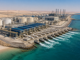 Representative image: A large coastal desalination facility illustrates VA Tech Wabag Limited’s $150 million-plus Kuwait project, which expands WABAG’s Gulf water infrastructure portfolio.