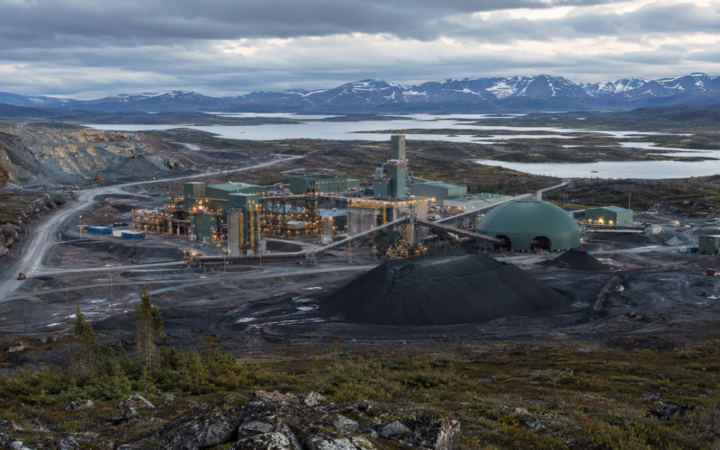 Representative image of a copper and base metals processing facility in a rugged mining region, illustrating how Eldorado Gold Corporation’s McIlvenna Bay first concentrate milestone could strengthen Canada’s critical minerals supply chain.