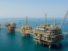 Offshore gas infrastructure in Abu Dhabi waters, illustrating how ADNOC’s $6.2bn Umm Shaif Gas Cap project aims to expand UAE gas supply from a mature field by 2030. Representative image.