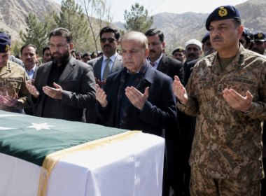 Representative image of Pakistan security officials during the Balochistan insurgent attacks response, as Prime Minister Shehbaz Sharif vows continued military and police operations after deadly violence in the province.