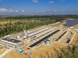 RWE (ETR) advances 470MWh Hambach battery storage project for 2027 launch