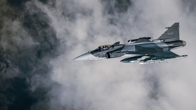 Saab wins SEK 24.6 billion Gripen E order for Ukraine as defence backlog expands
