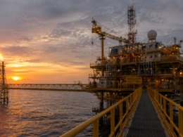 Representative image of an offshore oil production platform as Tullow Oil plc focuses on stronger Jubilee output, free cash flow and faster debt reduction ahead of its August 2026 results.
