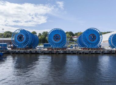 SLB and Eni move Indonesia’s Kutei North Hub forward with major subsea umbilical award