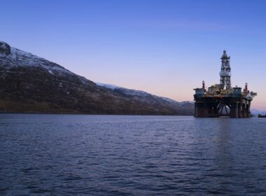 BP Q2 underlying profit hits $5.7bn as O'Neill cuts $6.9bn of debt-like load