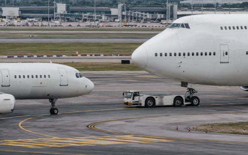 A Jetstar Airbus A320 and Qatar Airways Boeing 777 narrowly avoided a taxiway collision at Sydney Airport, prompting a safety investigation into aircraft towing, air traffic control and ground movement procedures. Representative image.