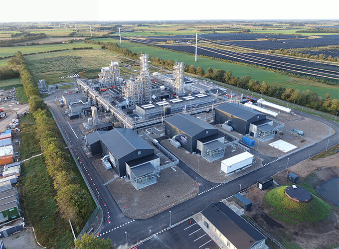 Mitsui & Co. and European Energy have expanded the customer base of their Kassø e-methanol facility in Denmark, adding OMV as the fourth commercial offtaker under an RFNBO classification for EU road-fuel supply.