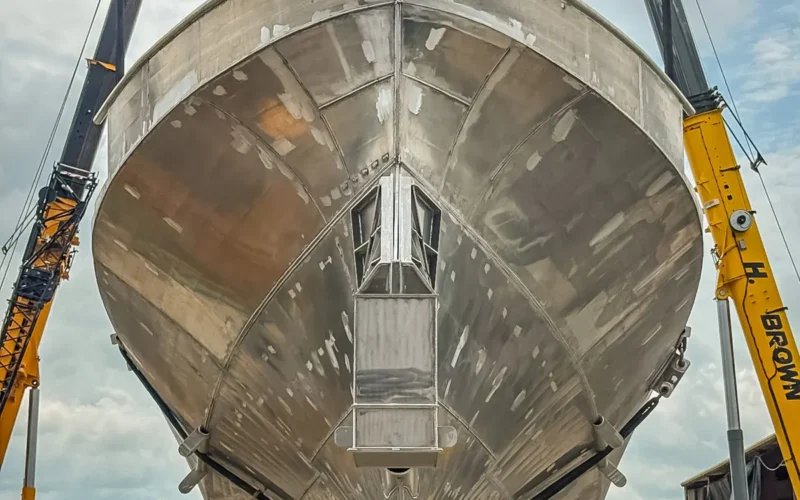 HII completes first ROMULUS 151 hull as five autonomous vessels take shape