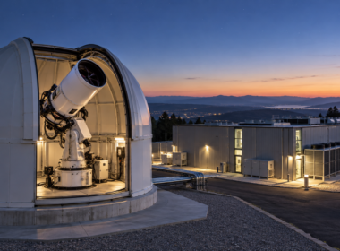 A generic optical ground station beside a data centre illustrates NTT and Cailabs’ proposed space-to-cloud connectivity architecture. Representative image.