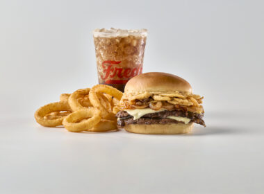 Freddy's unveils Hershey's Snowfall Sundae and Peanut Butter Blossom Concrete for holiday 2026